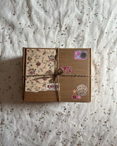 Bloom Gift Box with a Frame